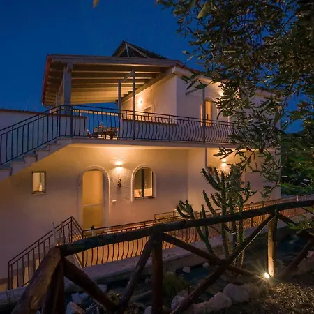 Borgo Canneto رودي غارغانيكو