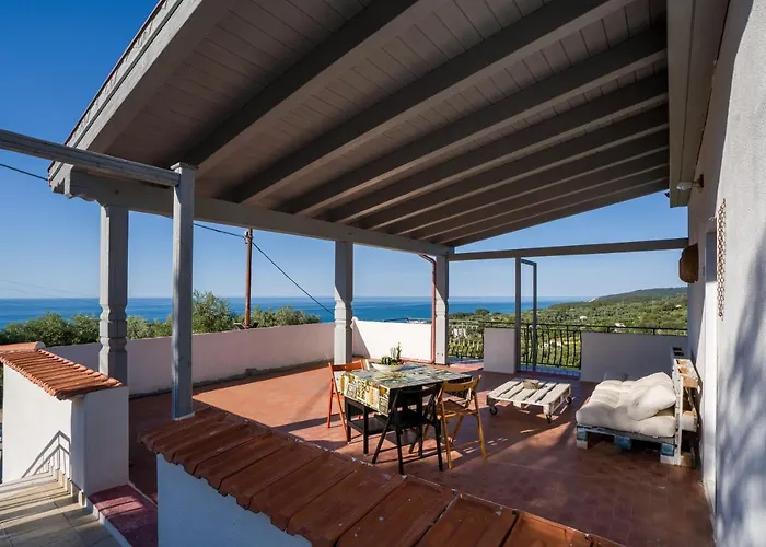 Borgo Canneto Ferienhaus *